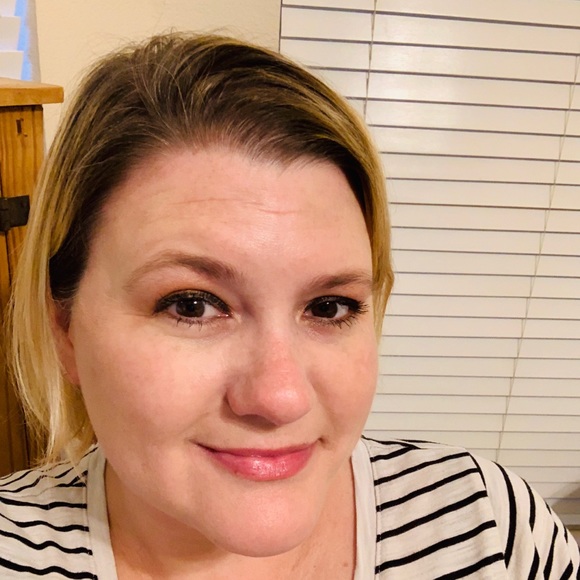 Meet the Posher Other - Meet your Posher, Melanie